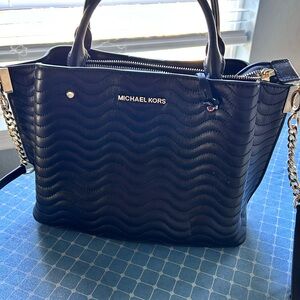 Michael Kors Black Wave Pattern Shoulder Bag